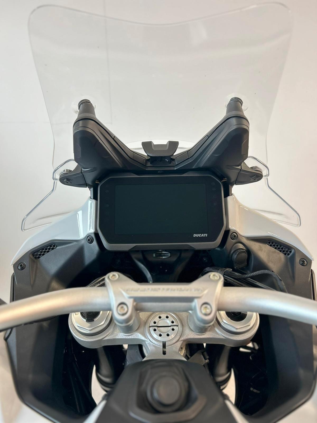 Ducati Multistrada V4 S TRAVEL E RADAR SOLI 1200 KM