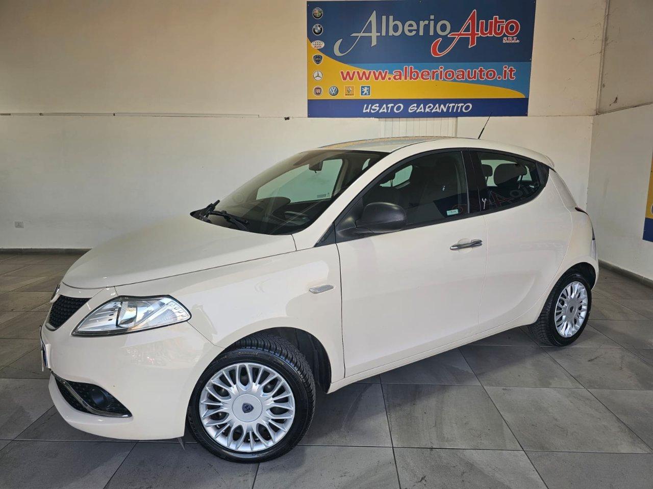 Lancia Ypsilon 5 Porte Ypsilon 1.2 Platinum 69cv