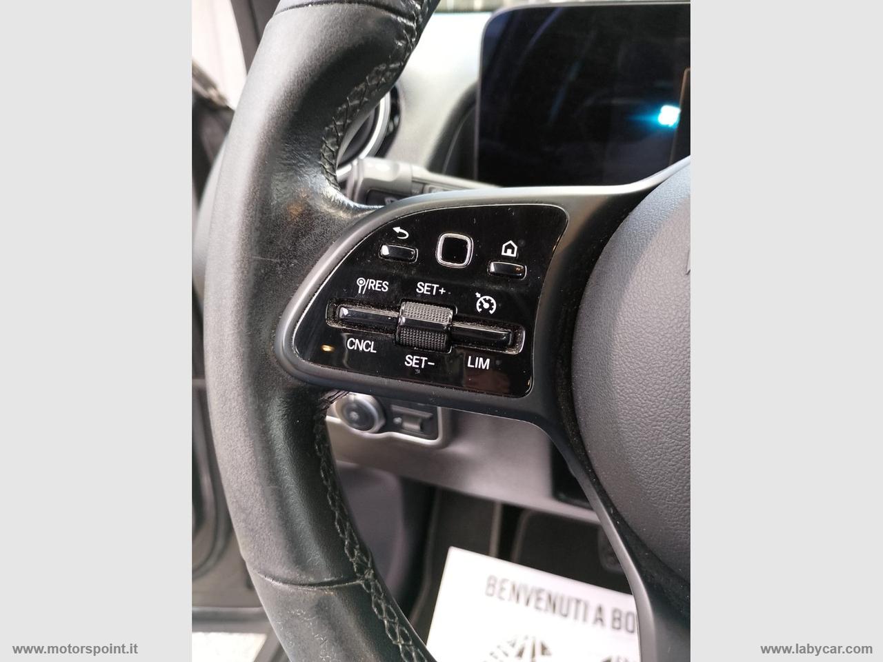 MERCEDES-BENZ GLB 180 d Automatic Sport Plus