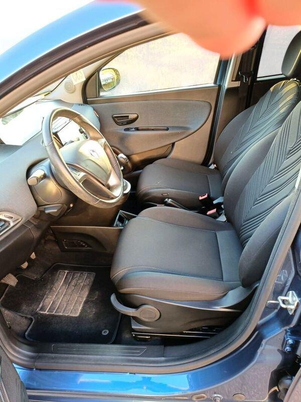 Lancia Ypsilon Ypsilon 1.0 FireFly 5 porte S&S Hybrid Ecochic Gold
