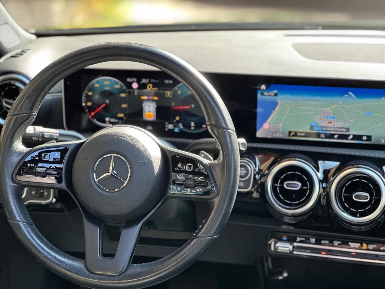 Mercedes-benz A 200 d Automatic Executive