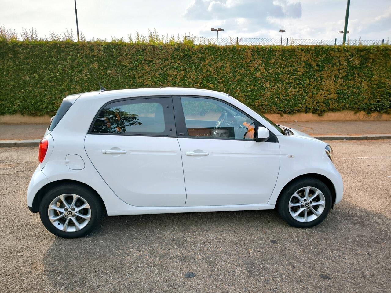 Smart ForFour 70 1.0 Passion