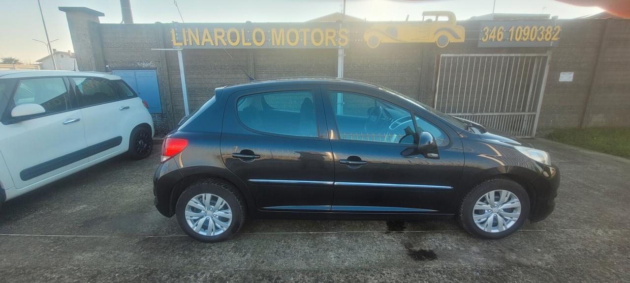 Peugeot 207 NEOPATENTATA Plus 1.4 8V 75CV 5p. ECO GPL