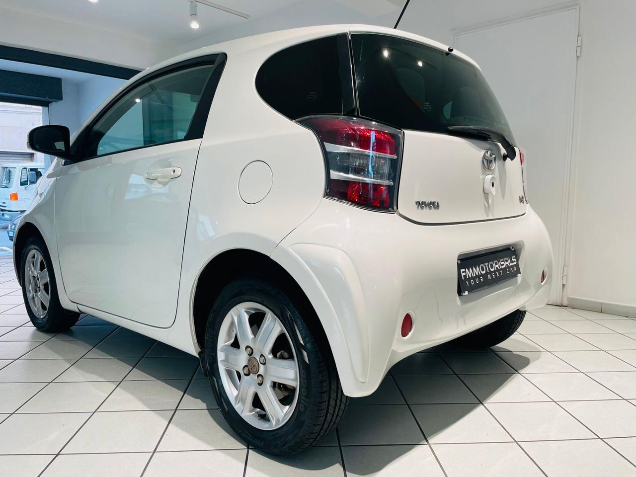 Toyota iQ 1.0 Sol