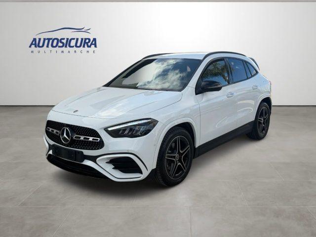 MERCEDES-BENZ GLA 200 Automatic AMG Line Premium