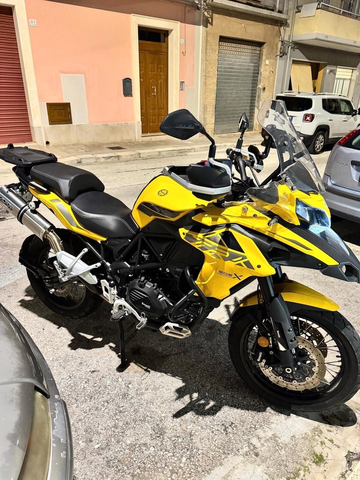Benelli TRK 502