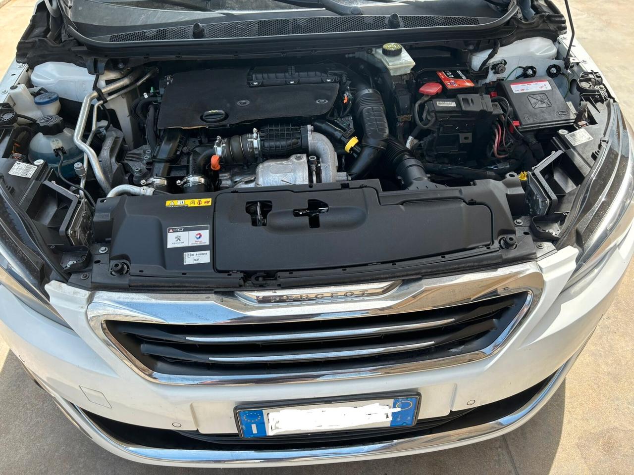 Peugeot 308 BlueHDi 120 S&S EAT6 SW GT Line