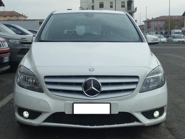 MERCEDES-BENZ B 180 CDI Autom Executive CAMERA-17"