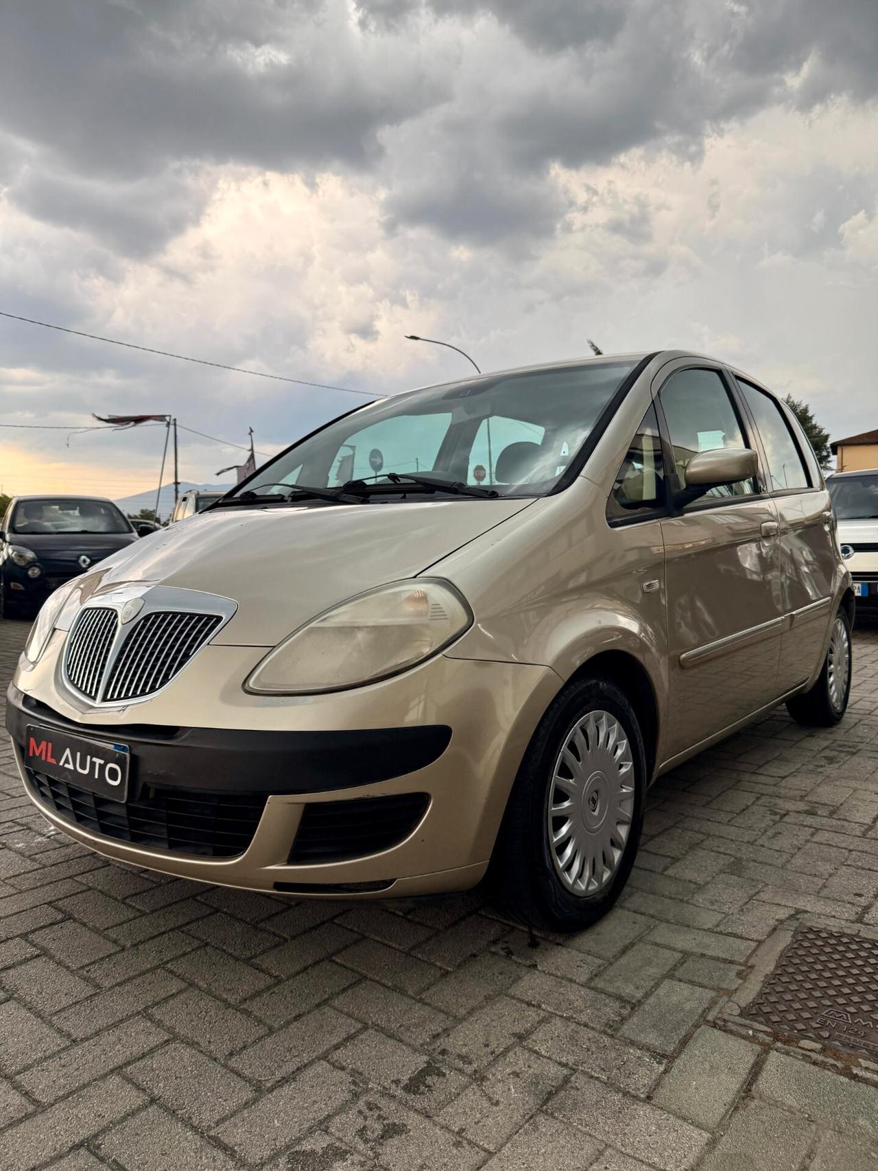 Lancia MUSA 1.4 16V Platino Plus 100 - ok neopatentato