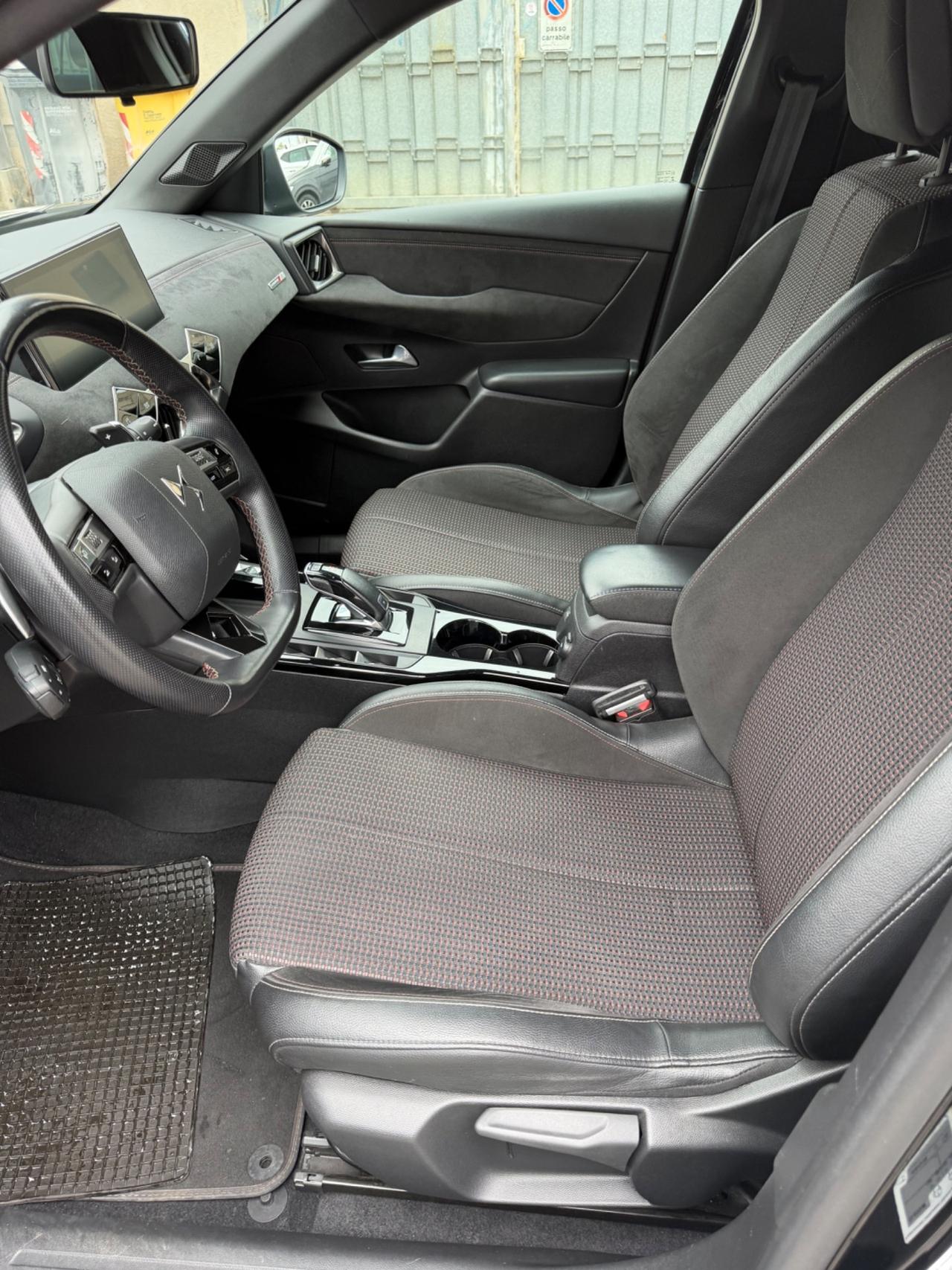 Ds DS3 3 Crossback BlueHDi 130 aut. Performance Line+