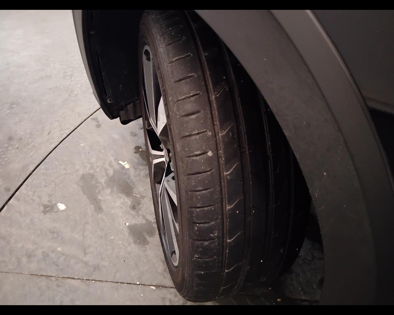 VOLKSWAGEN Taigo - Taigo 1.0 tsi R-Line 110cv