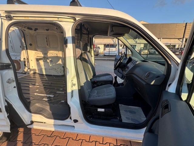 FORD Transit Connect 200 1.8 TDCi 75cv FURGONE PC