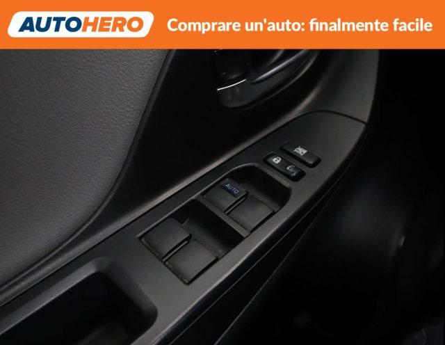 TOYOTA Yaris 1.5 5 porte Active