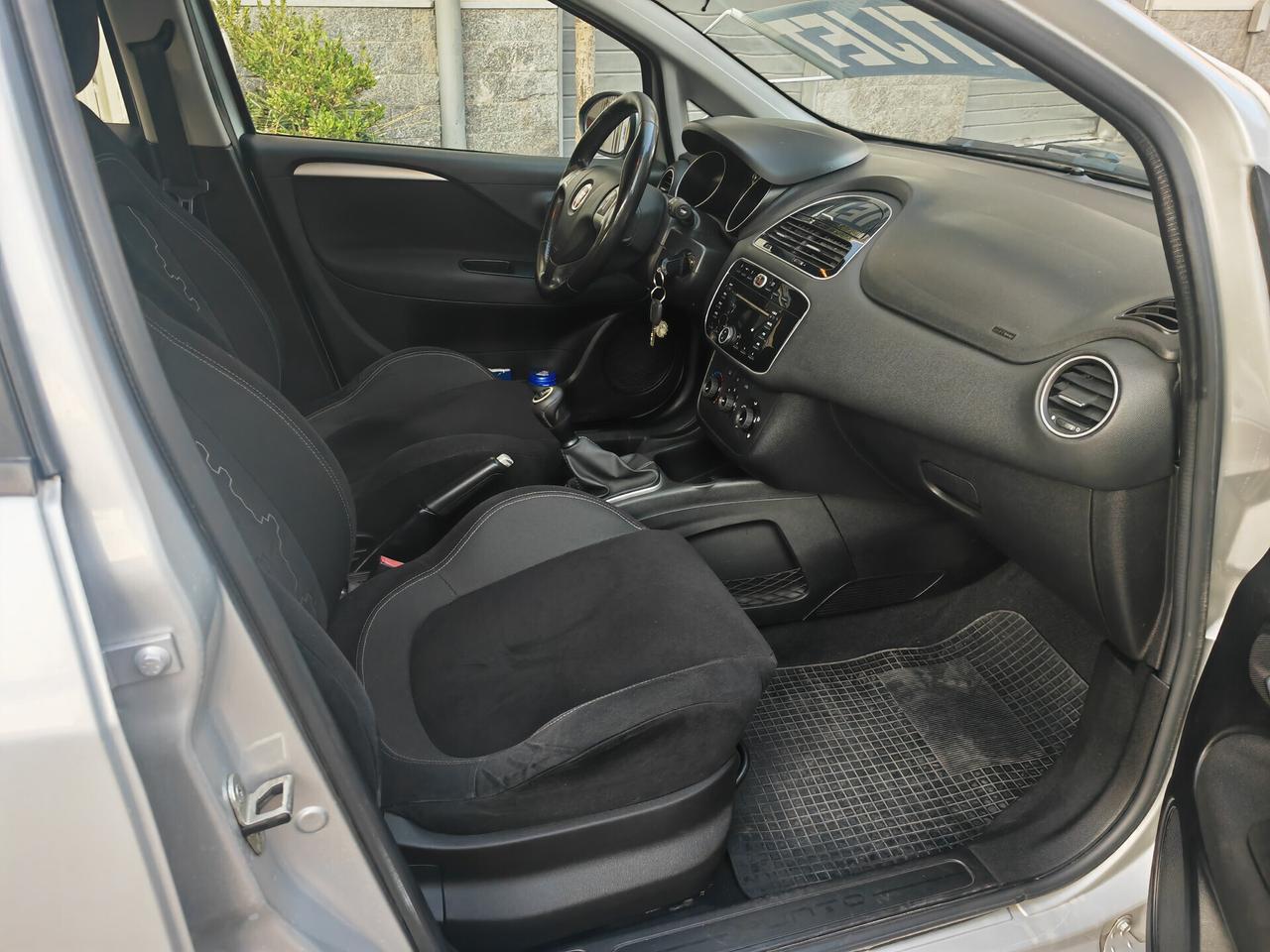 FIAT GRANDE PUNTO 1.3 MULTIJET CV95 KW70 FULL