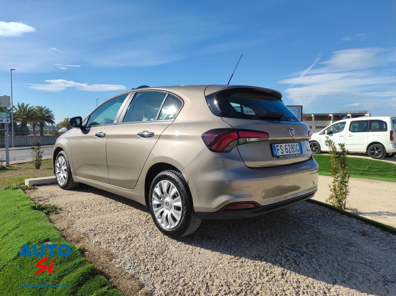 Fiat Tipo 1.6 Mjet - 120cv BERLINA