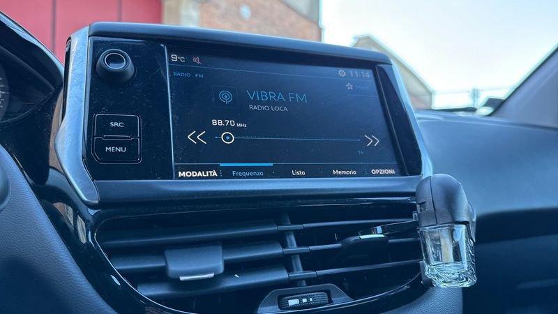 Peugeot 208 I 2015 5 Porte 1.2 PureTech 82cv Signature S&S