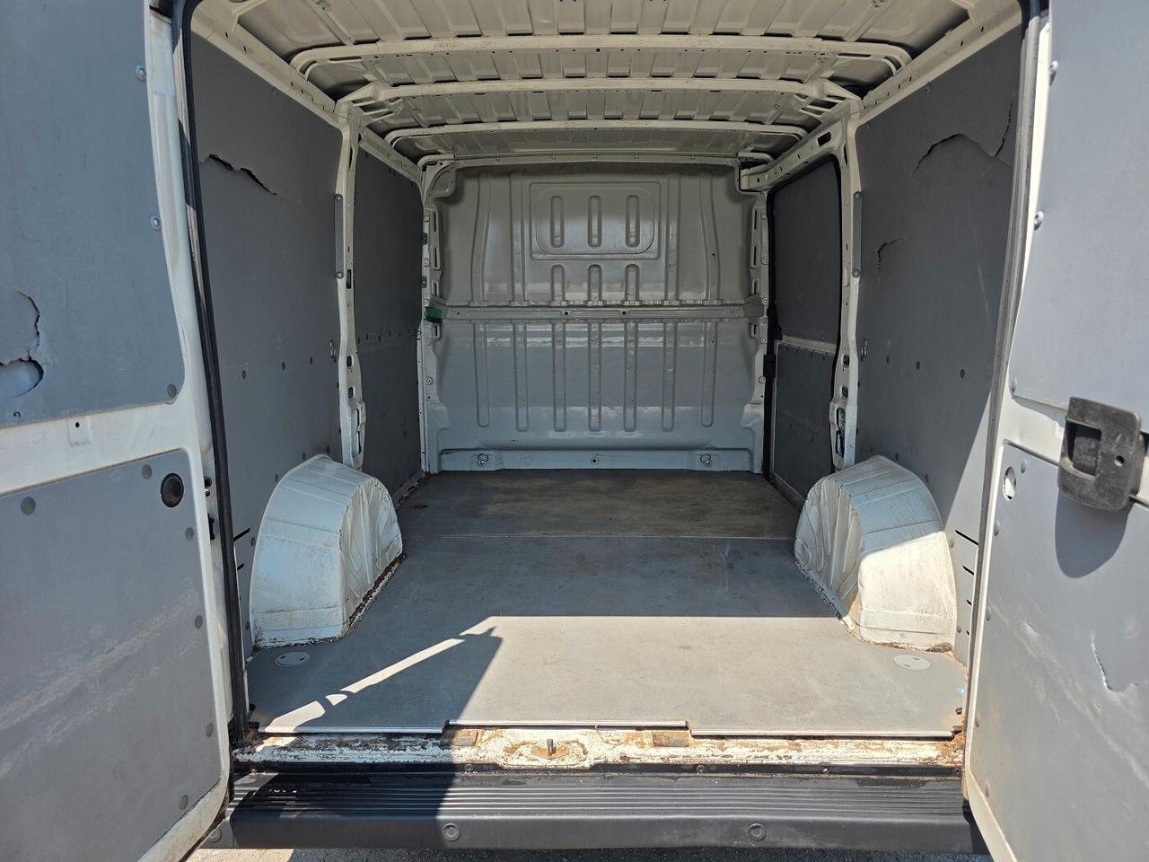 Peugeot Boxer 330 2.2 BlueHDi 140 UNICO PROPRIETARIO