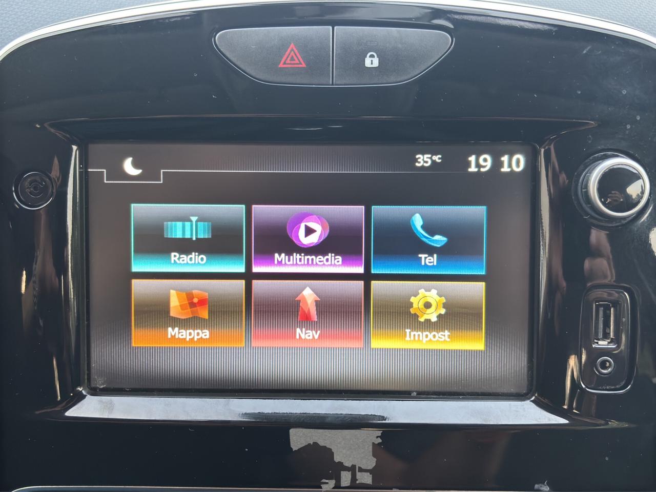 Renault Clio TCe 12V 90 CV GPL 5 porte Moschino Intens