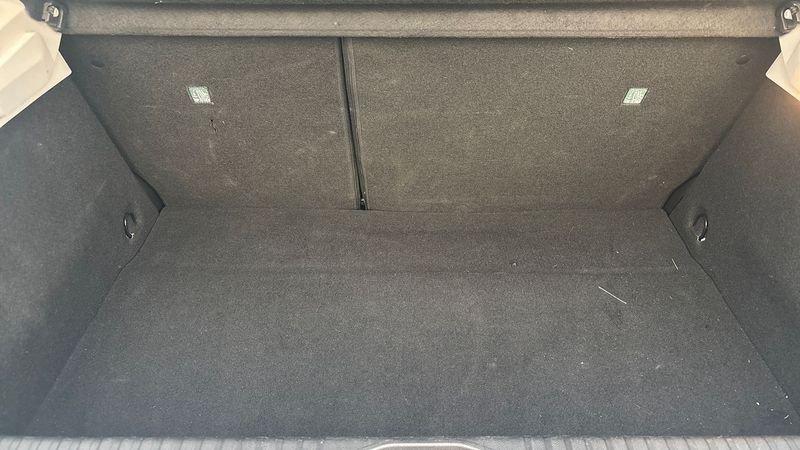 Renault Clio INTENS Hybrid E-TECH 140