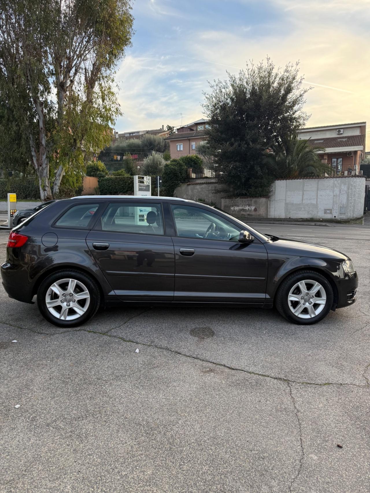 Audi A3 SPB 1.6 TDI 105 CV CR S tronic Attraction
