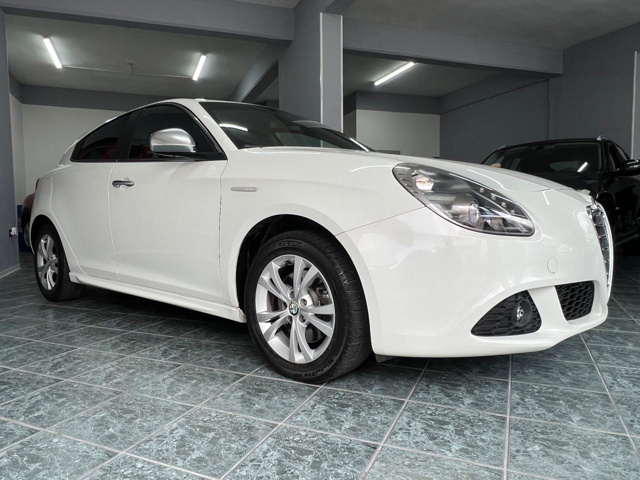 Alfa Romeo Giulietta 2.0 JTDm-2 140 CV Exclusive