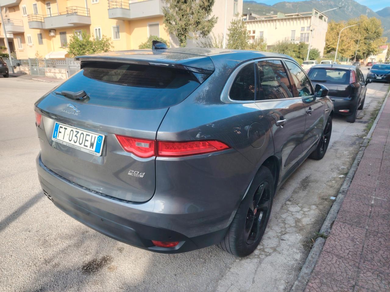 Jaguar F-Pace 2.0 D 180 CV AWD aut. Prestige