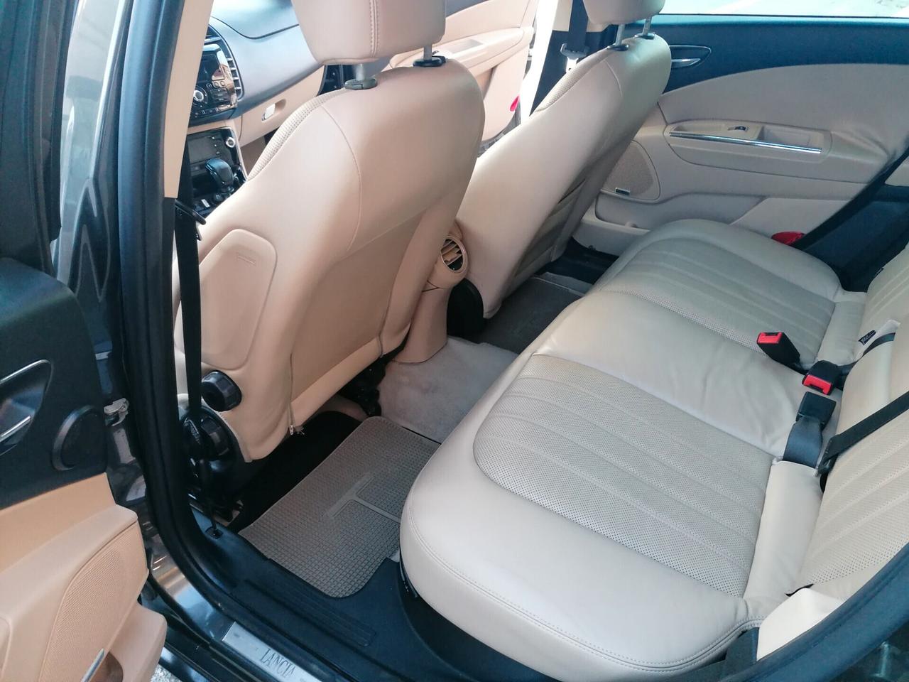 Lancia Delta 1.6 MJT DPF 105 CV Gold