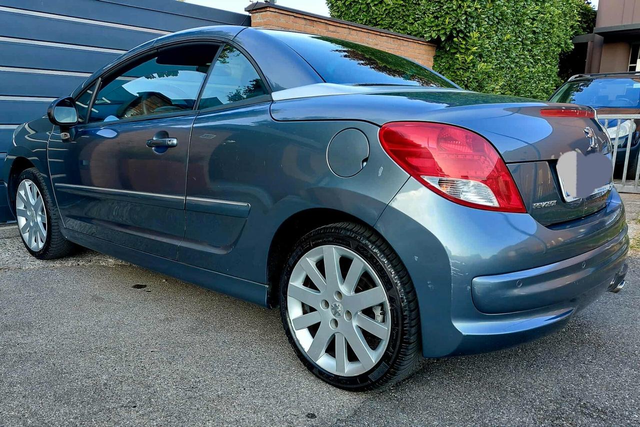 Peugeot 207 1.6 HDi CC Féline neopatentati euro5B