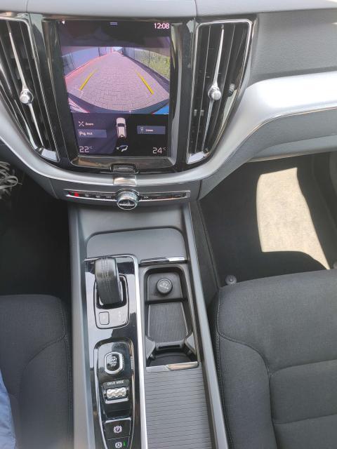 Volvo XC60 XC60 2.0D B4 Momentum Pro AWD Auto. IVA deducibile