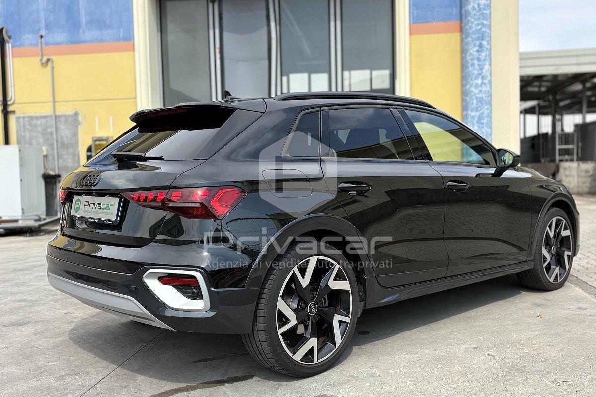 AUDI A3 allstreet 35 TFSI S tronic Identity Contrast