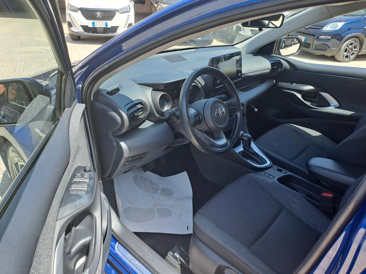 Toyota Yaris 1.5 Hybrid 5 porte Trend