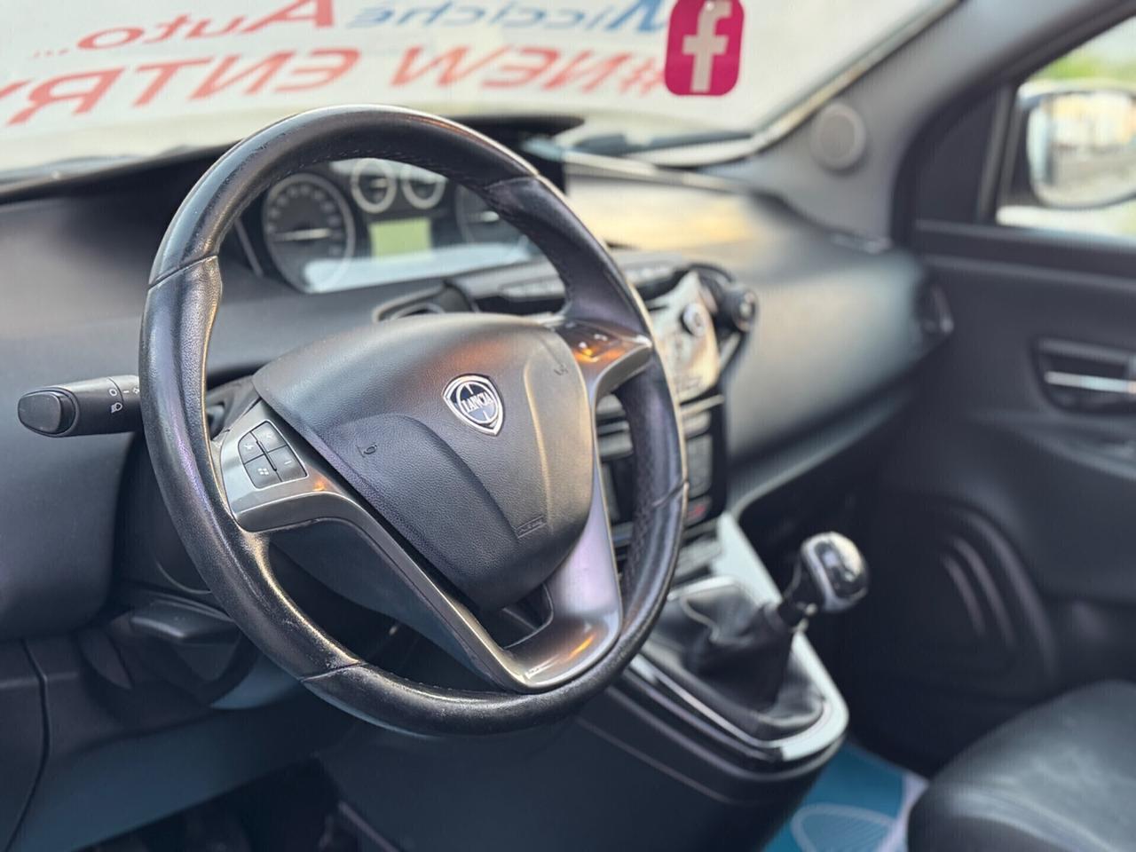 LANCIA YPSILON 1.3 MJT II 95 CV PLATINUM EDITION TETTO FULL