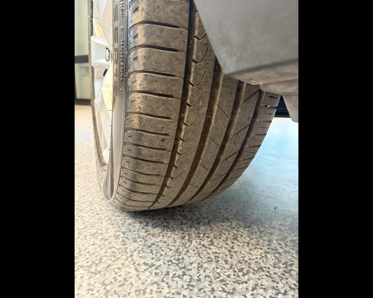 VOLVO XC40 - XC40 1.5 t2 Momentum Pro auto my21