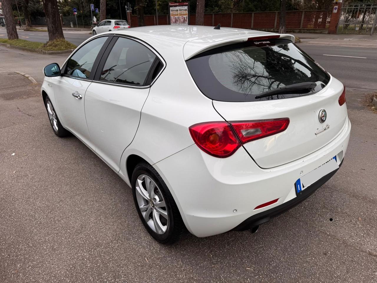 Alfa Romeo Giulietta 1.6 JTDm-2 neopaten garanzia 12 m