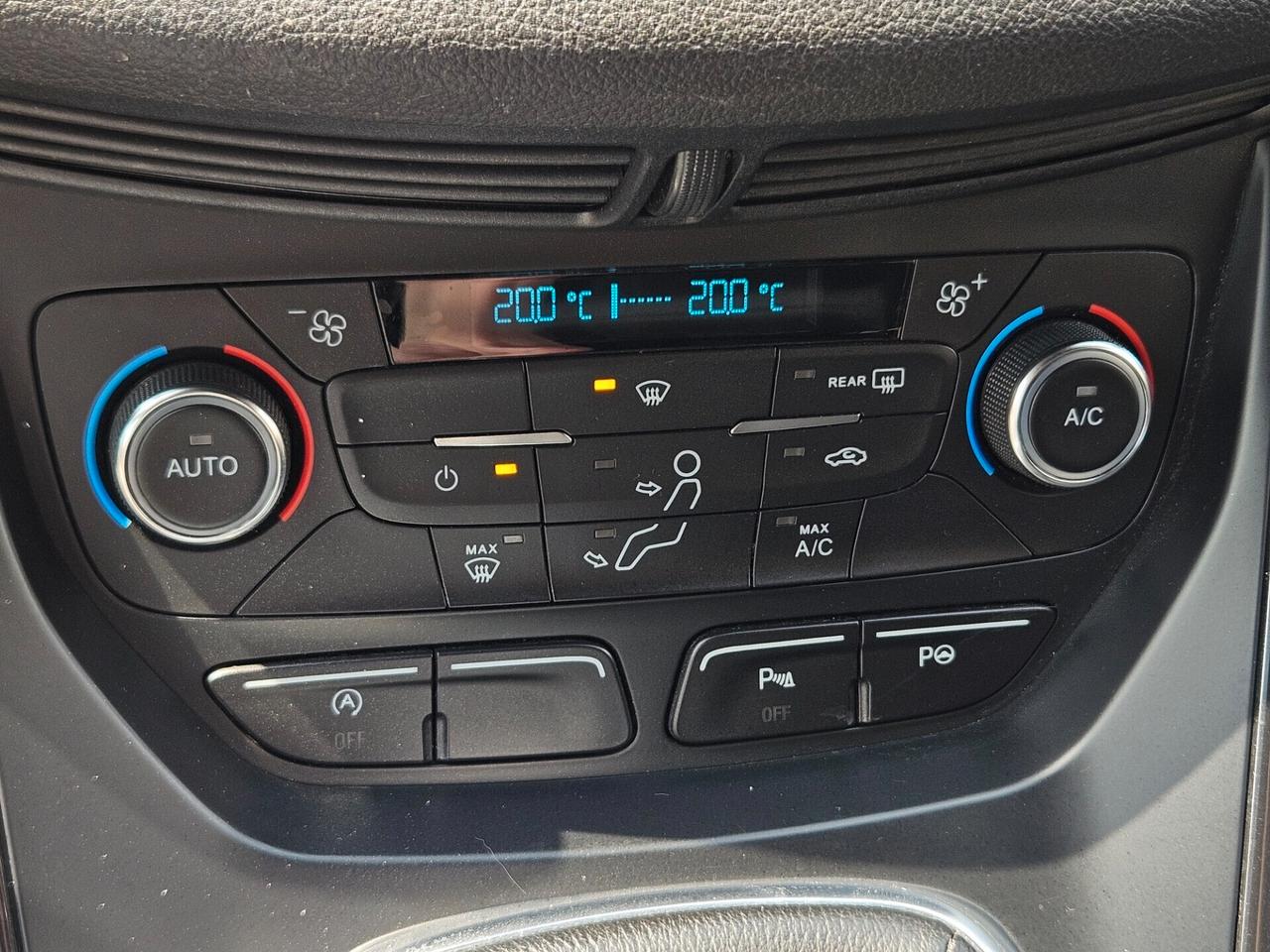FORD KUGA 2.0 TDCI 120CV ST LINE CHILOMETRI CERTI
