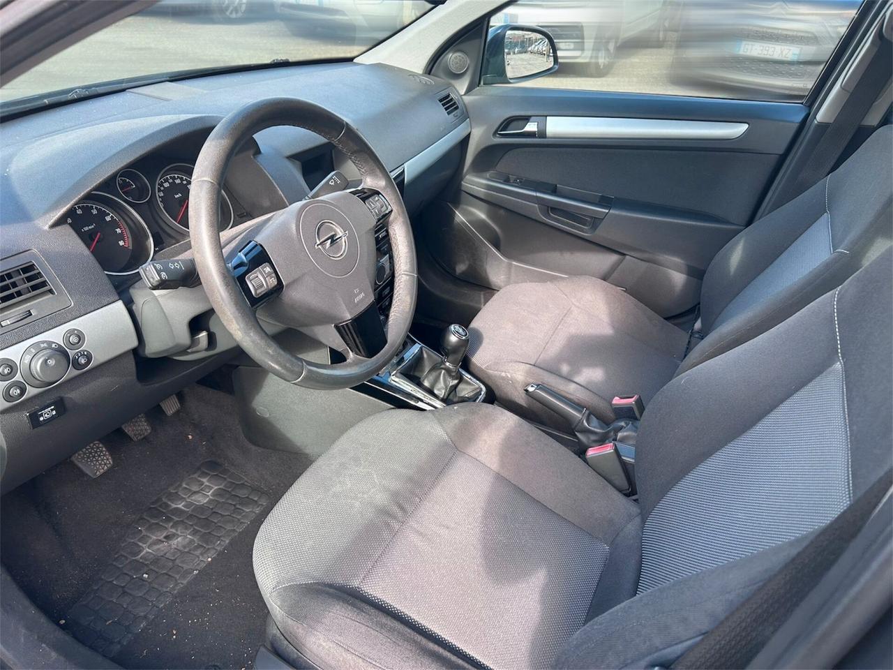 Opel Astra 1.6 16V GPL-TECH Station Wagon Edition