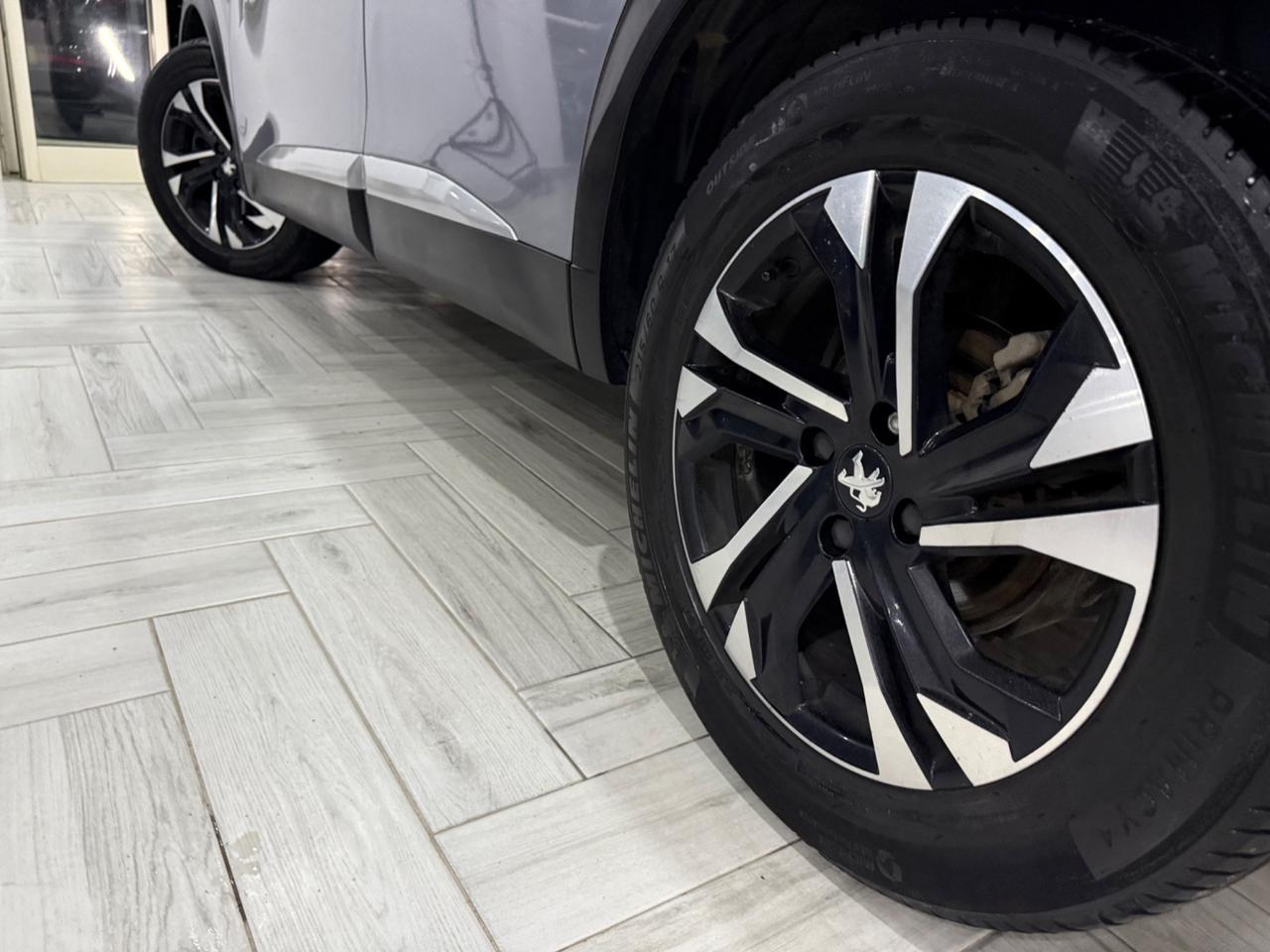 Peugeot 2008HDi130cv EAT8 Allure+VIRTUAL IVA104 2022
