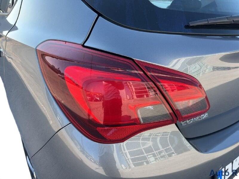 Opel Corsa 1.4 5 porte Cosmo