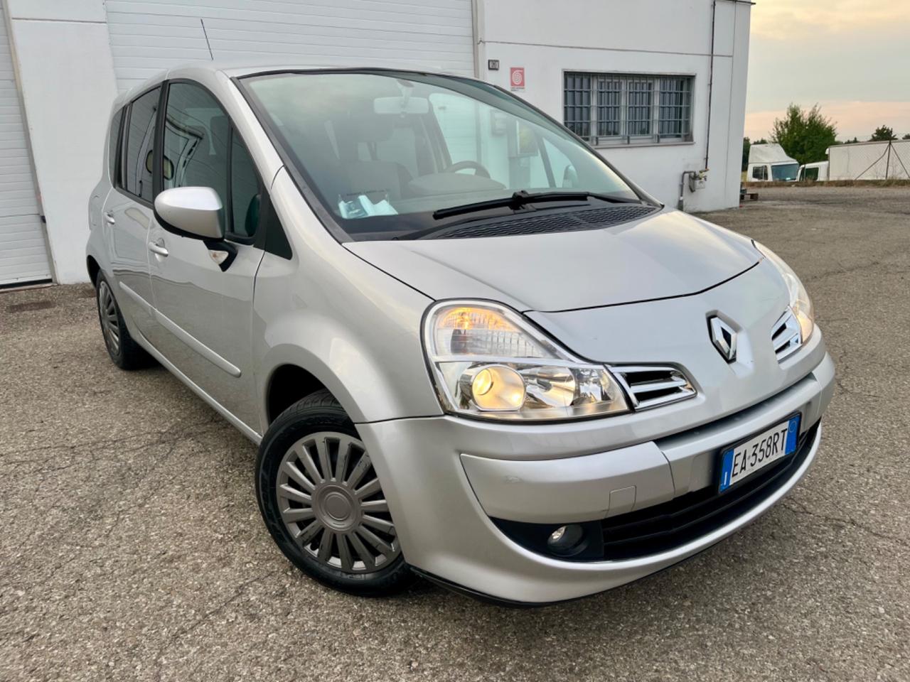 Renault Modus 1.2benz 2010 97.000km tutto fatto