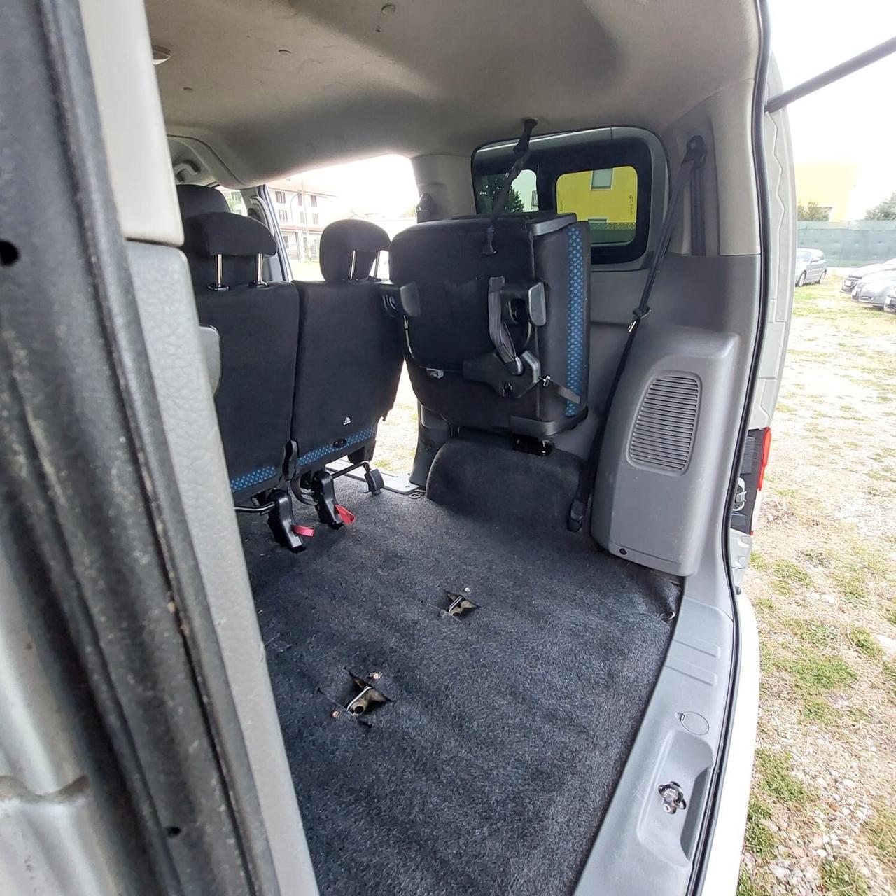 Nissan NV200 1.5 dCi 110CV Bus