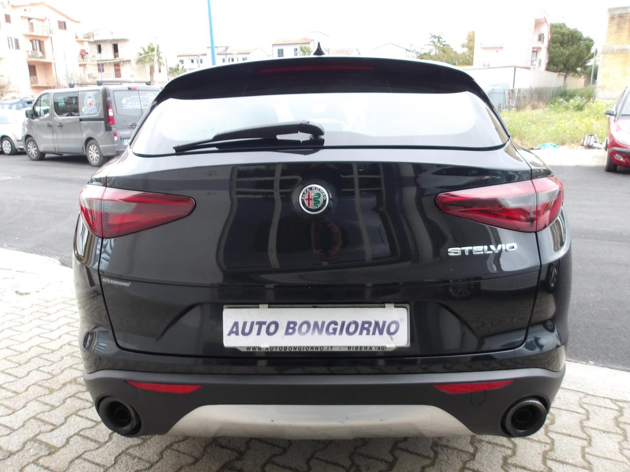 ALFA ROMEO STELVIO 2.2 TURBODIESEL 180CV AT8 BUSINESS