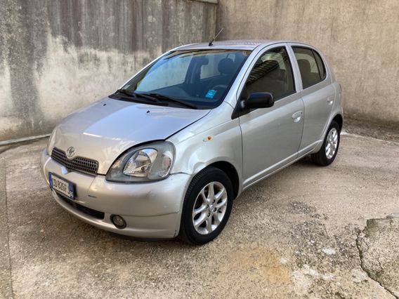 Toyota Yaris 1.3i 16v 5 Porte Solo 129000km