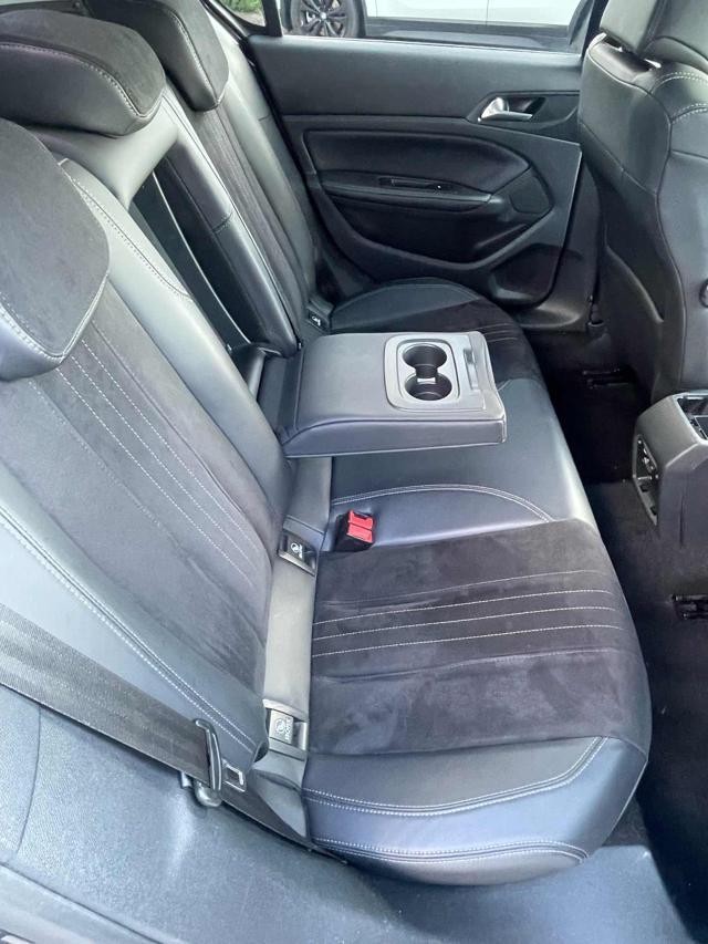 PEUGEOT 308 BlueHDi 120 S&S Allure