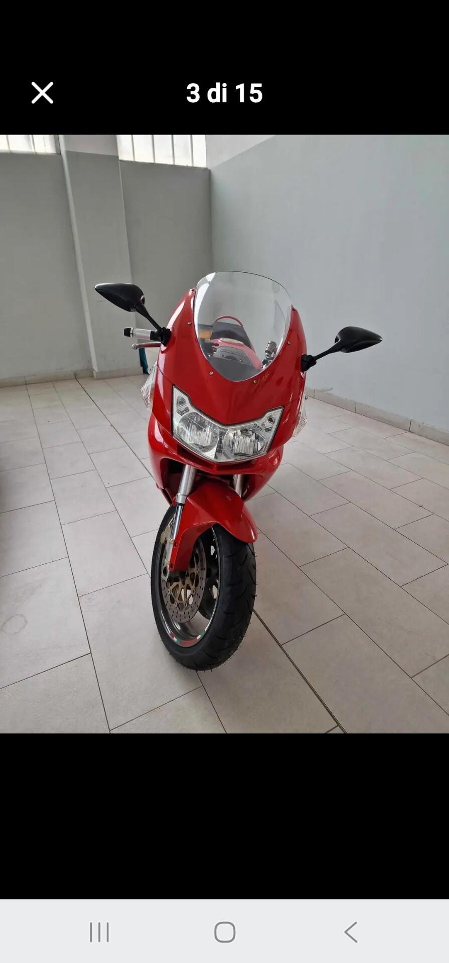 Vendo Ducati ST3 1000cc benzina tutta tagliandiandata e molto bella