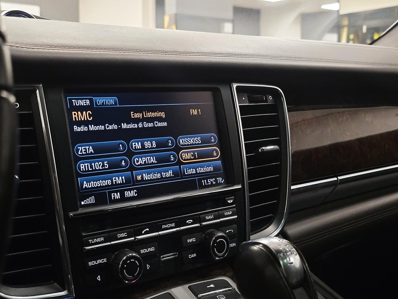 I 4.8 Turbo_SERVICE BOOK_TETTO PANORAMICO_FRENI CARBOCERAMICA_TOP_LIFT