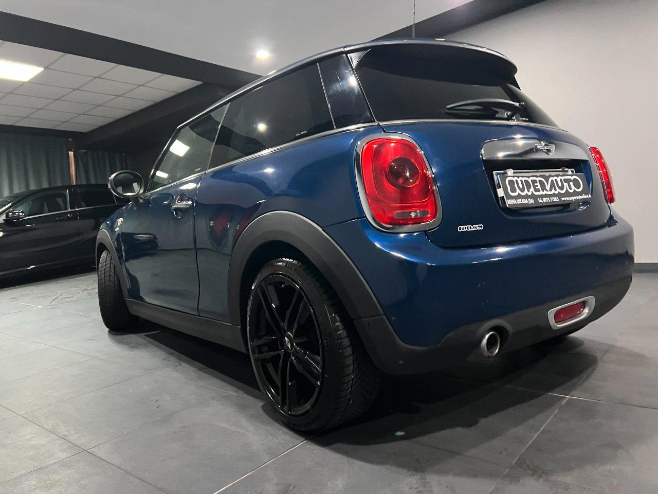Mini 3 Porte Cooper D 1.5 D. 3P CAMBIO AUTOMATICO