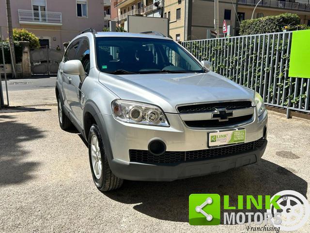 CHEVROLET Captiva .