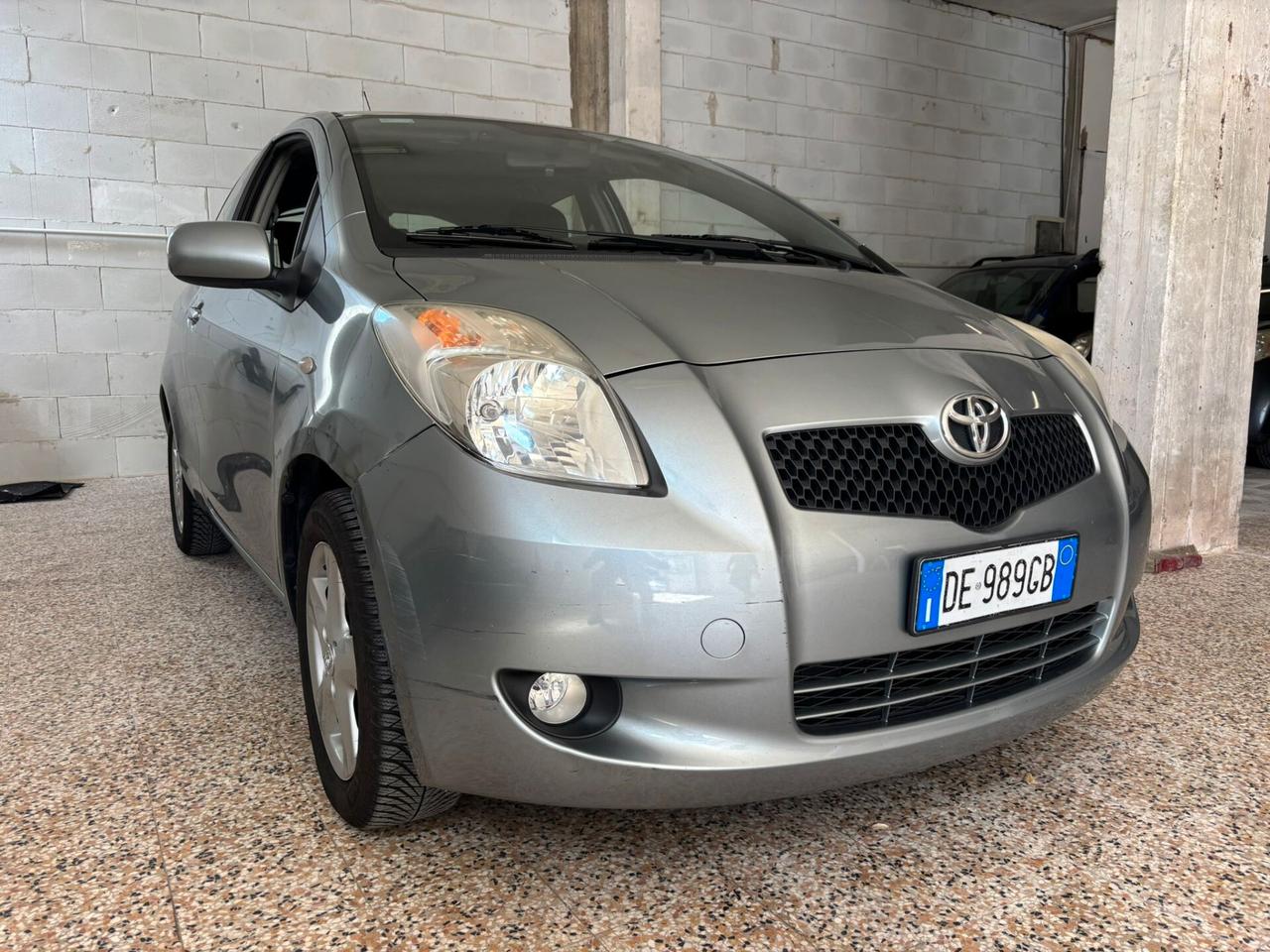 Toyota Yaris 1.0 3 porte