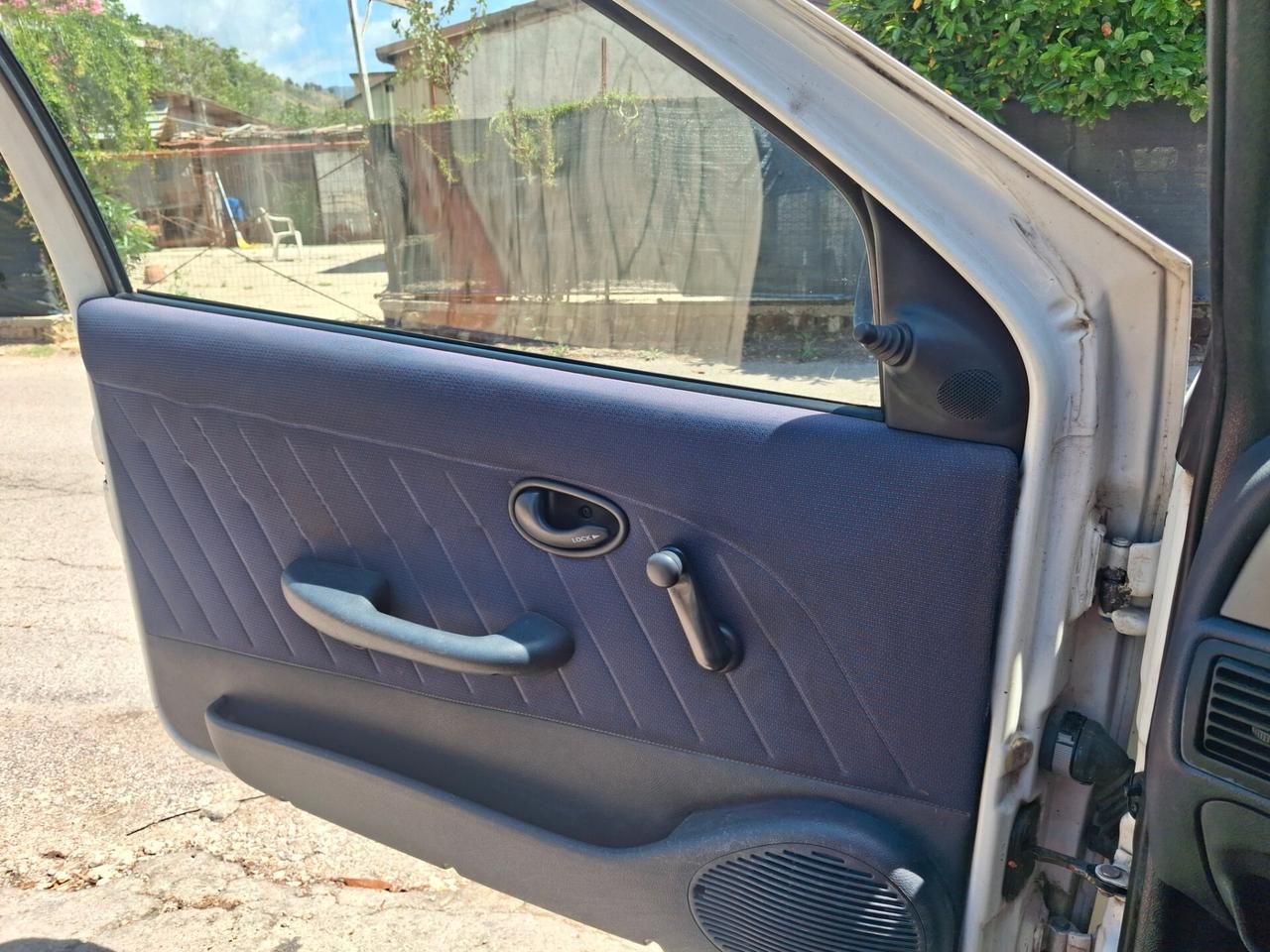 Fiat Strada 1.9 JTD