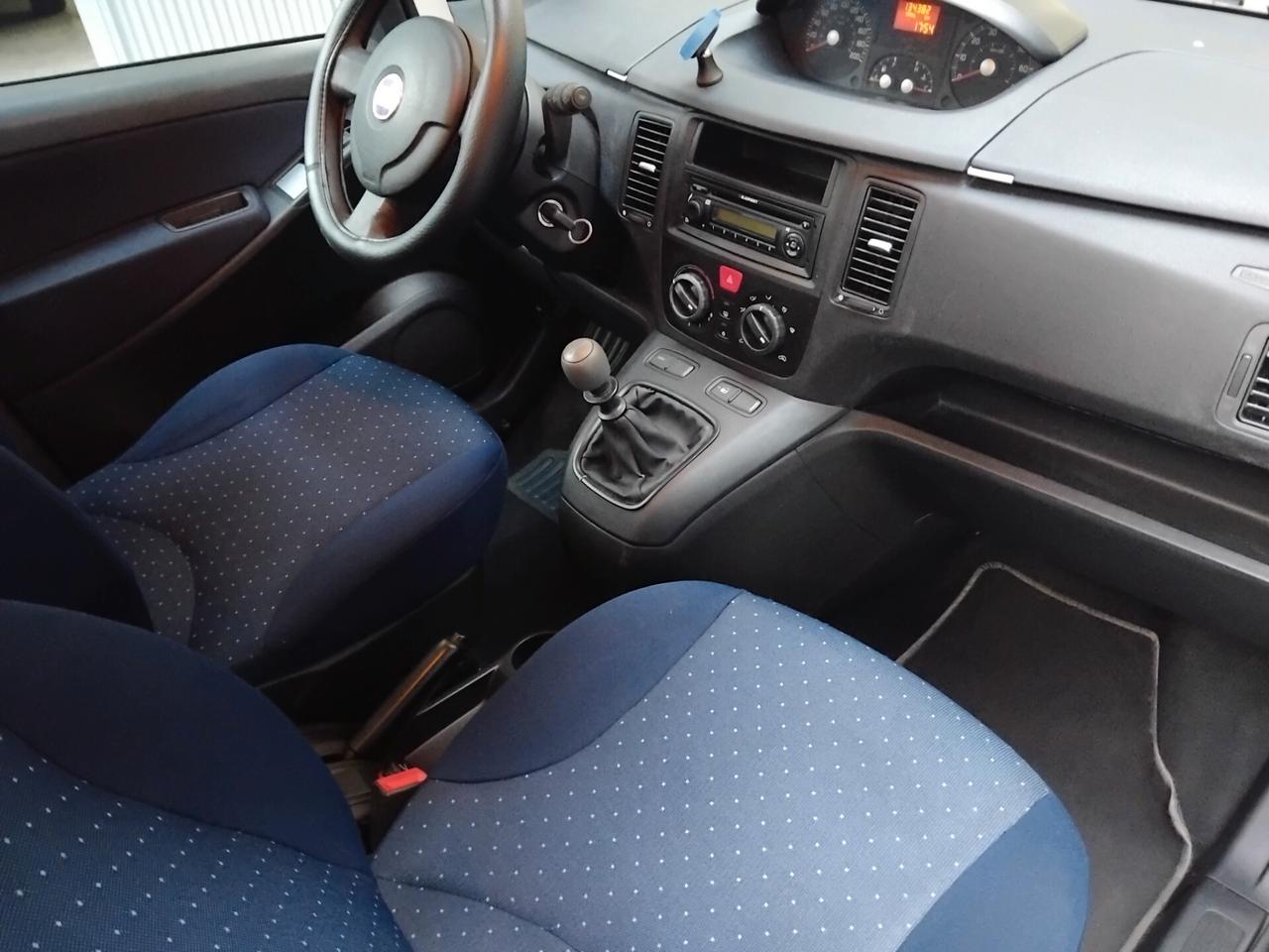 Fiat Idea 1.4 BlackLabel